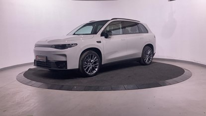 Leapmotor C10